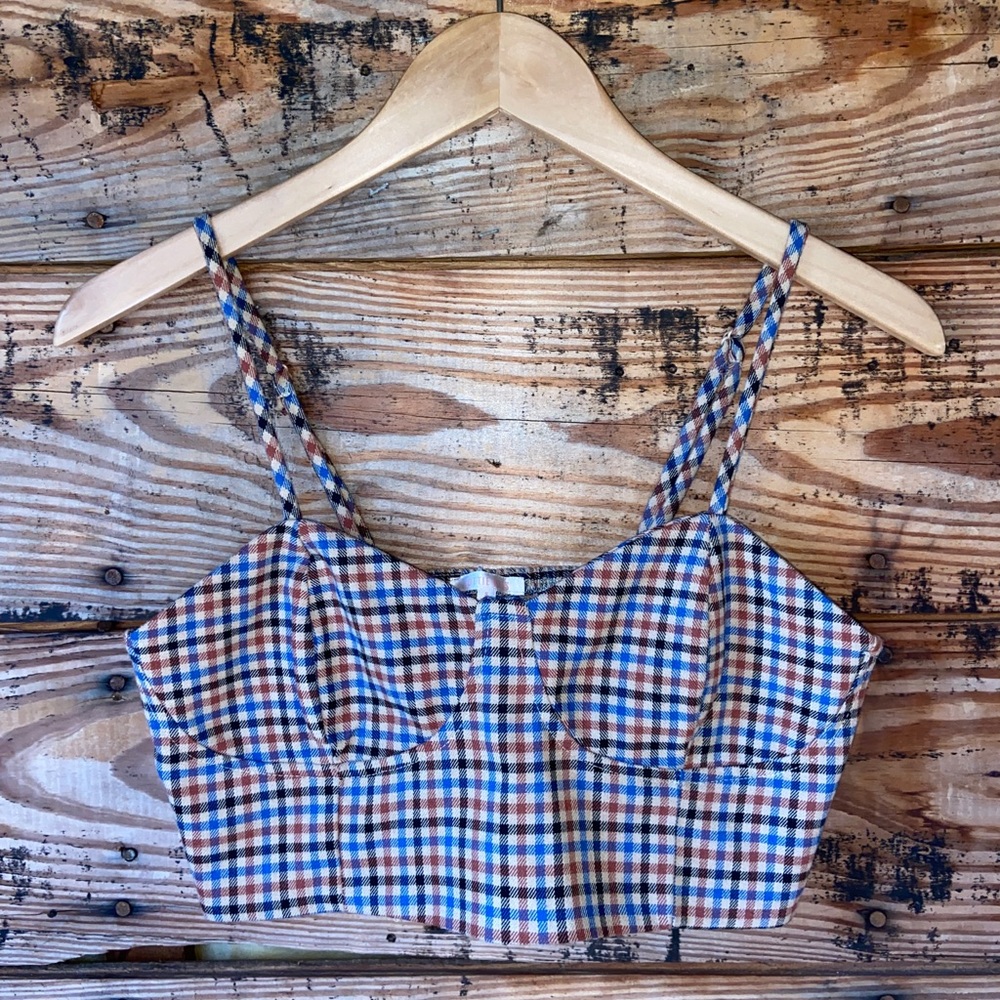 Lottie Miss (Pacsun) Busier Top